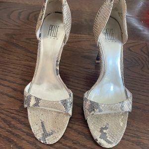 Women’s evening shoe size 10 python print